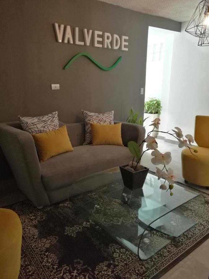 Hotel Boutique Valverde Santa Elena サンサルバドル エクステリア 写真