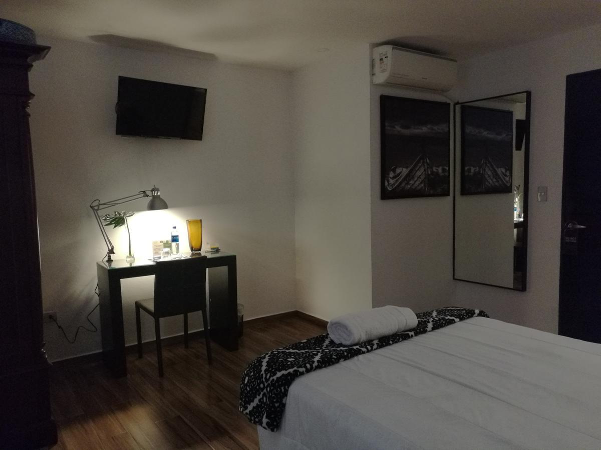 Hotel Boutique Valverde Santa Elena サンサルバドル エクステリア 写真
